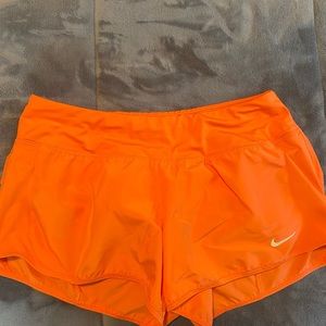 nike women’s running shorts size M